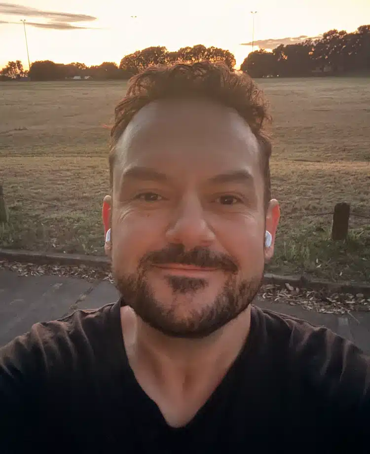 Stephen sharing honest conversations about dyslexia, ADHD, mindset, anxiety, and self-discovery through The Dyslexic Entrepreneur podcast.